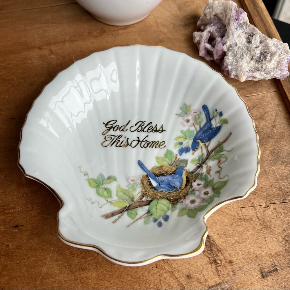 Vintage Saji Shell Shaped Trinket bowl “God bless this home” Blue Birds